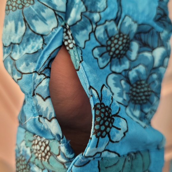 Floral dress - Picture 5 of 8